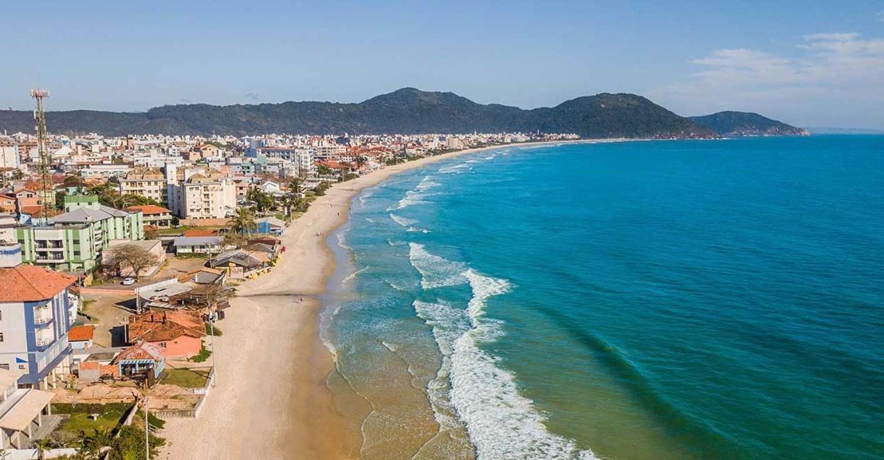 Casa Em A 300m Da Dos Ingleses *